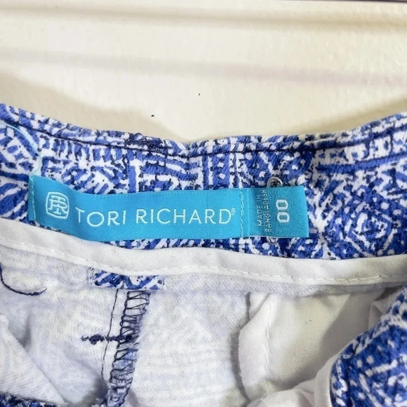 Tori Richard Women's Navy Sneaky Tiki  Sandi Shorts - Picture 7 of 10